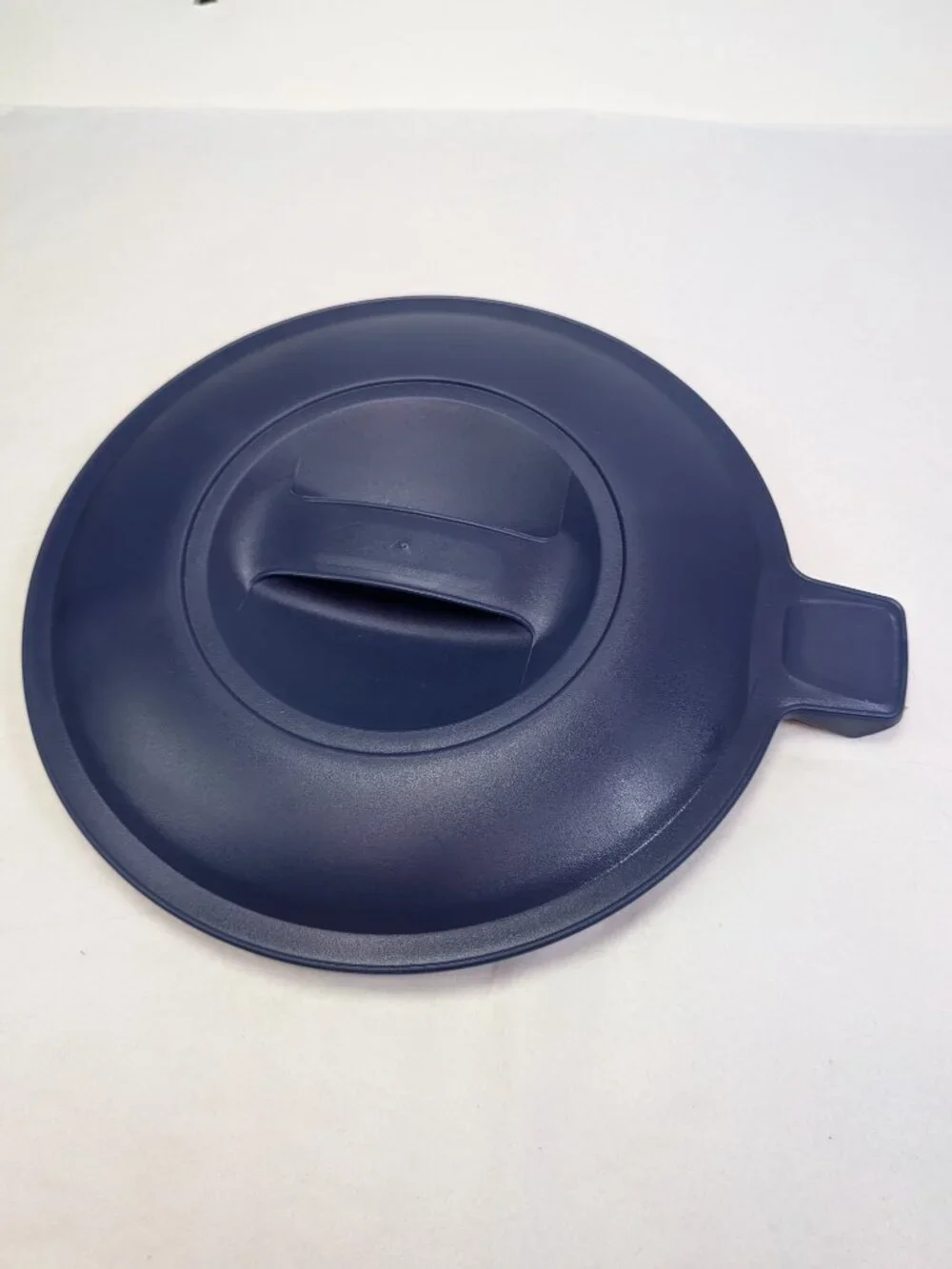 Vintage Blue Pyrex Batter Bowl Measuring Cup Replacement Lid 564MWPC 8 Cup 2 Qt